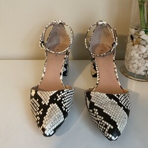 Call It Spring Snake Print Block Heel Pumps Ankle Strap Size 7.5 Pointed Toe